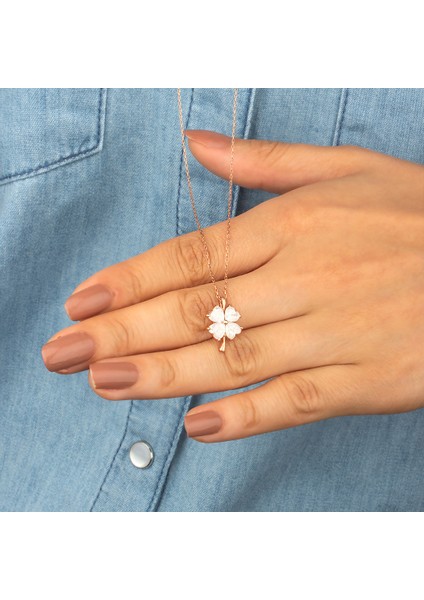 925 Ayar Gümüş Beyaz Taşlı Yonca Kolye