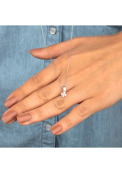 925 Ayar Gümüş Mini Kar Tanesi Kolye