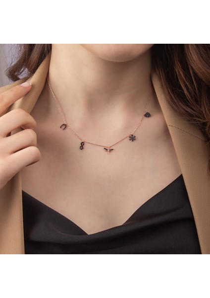 925 Ayar Gümüş Siyah Taşlı Şans Kolyesi modelleri