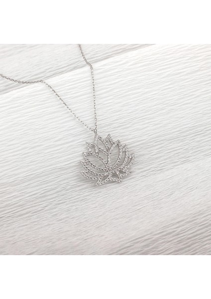 925 Ayar Gümüş Lotus Çiçeği Kolye fiyatları