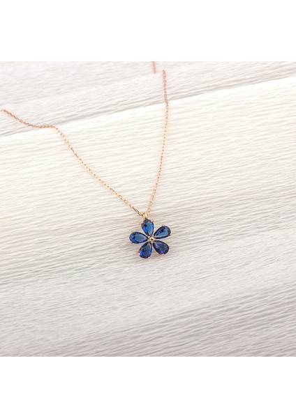 925 Ayar Gümüş Lacivert Taşlı Papatya Kolye fiyatları