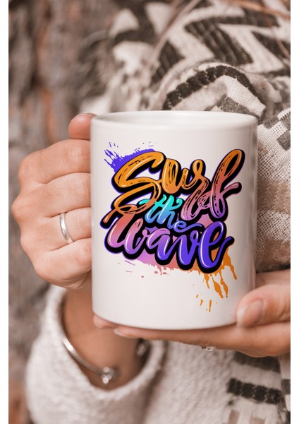 Vektörel Çizim Surf The Wave Yazılı Logo Baskılı Kupa Bardak