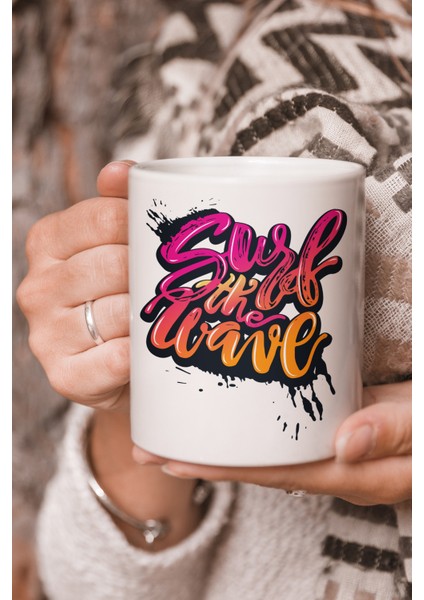 Vektörel Çizim Surf The Wave Yazılı Logo Baskılı Kupa Bardak