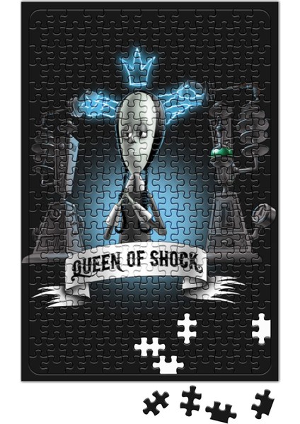 I Am The Queen Of Shock Wednesday Addams Puzzle 240 Parça