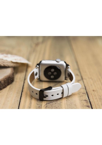 Apple Watch Uyumlu Deri Kordon 38-40MM Ferro Silver Trok F3 Beyaz fırsatları