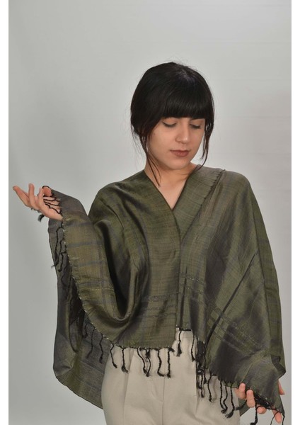 El Dokuması Kadın Ipek Şal