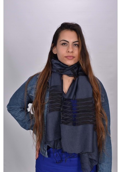 El Dokuması Kadın Ipek Şal