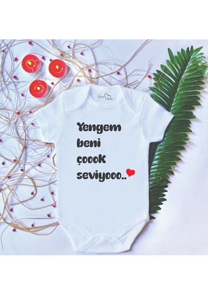 Bebek Baskılı Yengem Beni Çok Seviyo Pamuklu Çıtçıtlı Body Zıbın + Hediye