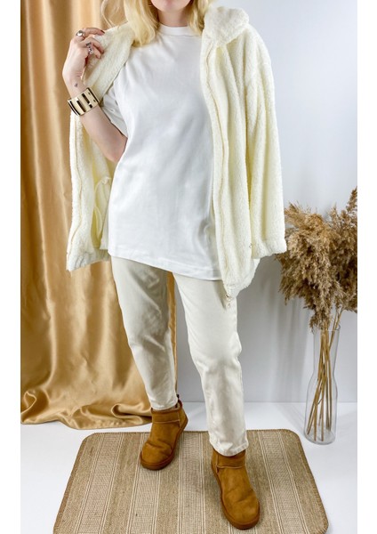 Krem Rengi Fermuarlı Kürk Mont