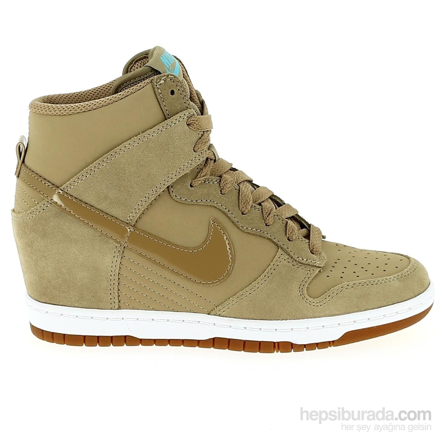 dunk sky hi essential