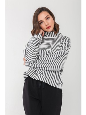 Lilian Black White L10051T Sweatshirt