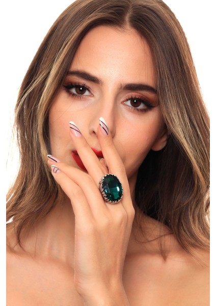 Kadın Antik Gümüş Kaplama Yeşil Renk Savarowski Taş Detaylı Ayarlanabilir Yüzük modelleri