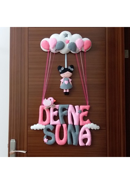 Defne Suna Isimli Pembe Gri Kız Bedek Odası Kapı Süsü