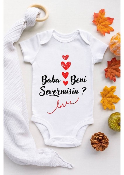 Beni Severmisin Baba Desenli Kısa Kol Body