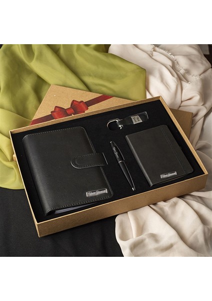 İsme Özel Organizerli Tarihsiz Ajanda + Kalem + Anahtarlık + Not Defteri Seti fiyatları