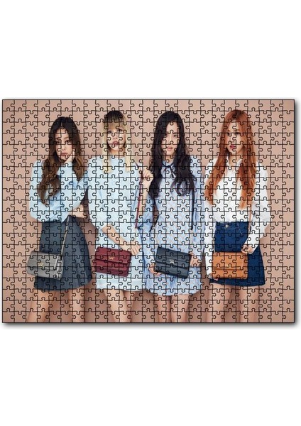 Cakapuzzle Black Pink Kore Pop Hanım Hanımcık 120 Parça Puzzle Yapboz Mdf (Ahşap)