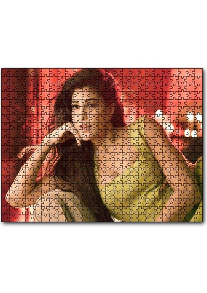Cakapuzzle Jacqueline Fernandez Hint Aktris 255 Parça Puzzle Yapboz Mdf (Ahşap)