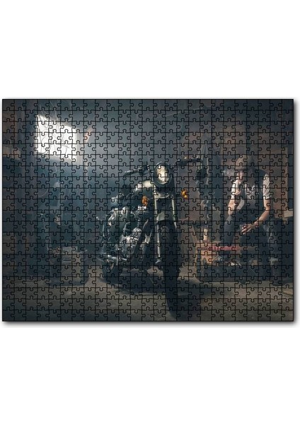 Cakapuzzle Royal Enfield Motorsiklet ve Sigara Içen Adam 255 Parça Puzzle Yapboz Mdf (Ahşap)
