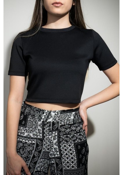 Siyah Scuba Crop Top Bluz