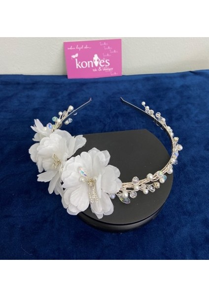 Gümüş Rengi Saç Aksesuarı