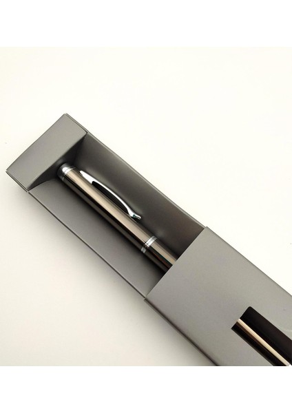 Siyah Defter & Çam Ağacı & Dokunmatik Füme Roller Kalem & Siyah Kupa & Gold Renk Metal Kutulu Mum Hediye Seti fırsatları