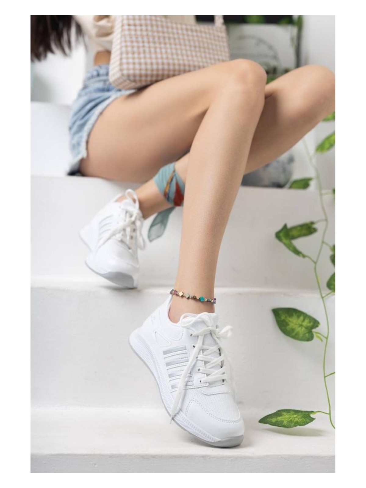Pasyone Kadın Beyaz Spor Ayakkabı Düz Tabanlı Deri Malzeme ile Rahat Kullanım - Görsel 5