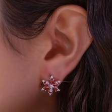 Takıhan Lotus Çiçeği Tasarımlı Kırmızı ve Beyaz Taşlı Rose 925 Ayar Gümüş Küpe