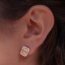 Takıhan Baget Taşlı Altın Kaplamalı 925 Ayar Gümüş J Küpe