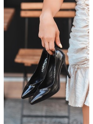 Erbilden Nocix Siyah Rugan Desenli Stiletto Ayakkabı
