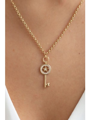 Goldium Altın Yıldızlı Anahtar Kolye