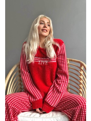 Pijama Evi Live Desenli Kadın Peluş Pijama Takımı