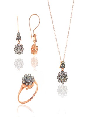 Söğütlü Silver Gümüş Rose Zirkon Taşlı Elmas Montürlü Çiçek Modeli Set