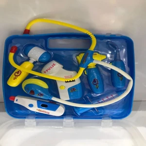 Işıklı Sesli Çantalı Doktor Seti Erkek 8 Parça