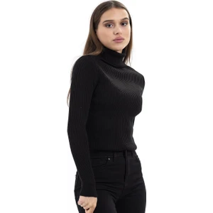 Boğazlı Yaka Siyah Badi