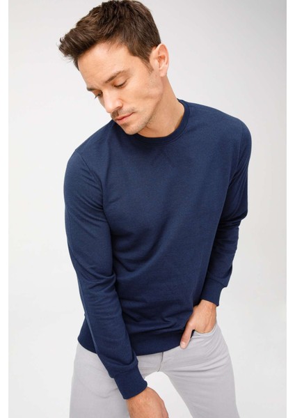 Erkek Lacivert Modernfit / Ekstra Dar Kalıp Bisiklet Yaka Sweatshirt fırsatları