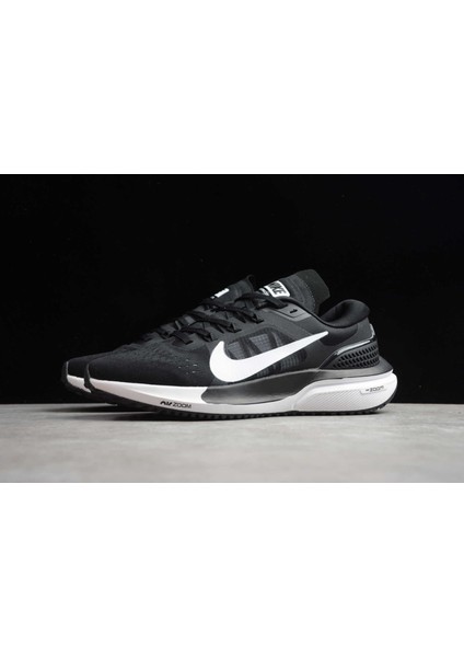 Erkek Zoom Vomero 15 CU1855-001 Siyah