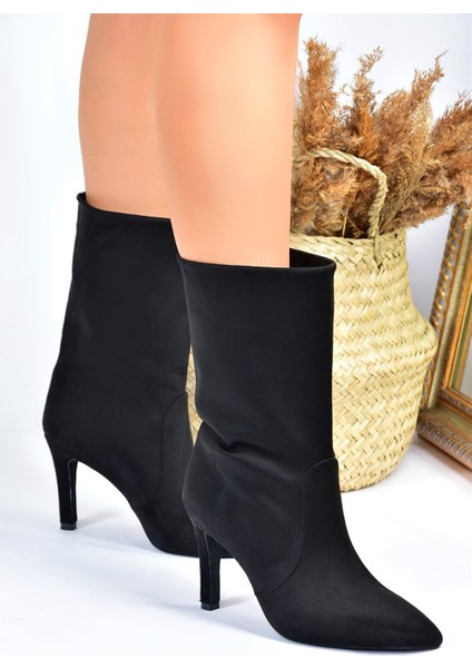 Siyah Süet Kadın Bot L404891302 modelleri