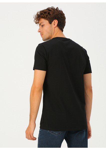 Kısa Kollu Düz Erkek T-Shirt fiyatları