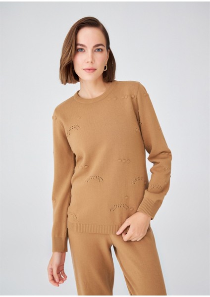 Kabartmalı Ajur Detaylı Kaşmir Karışımlı O Yaka Triko Kazak Camel