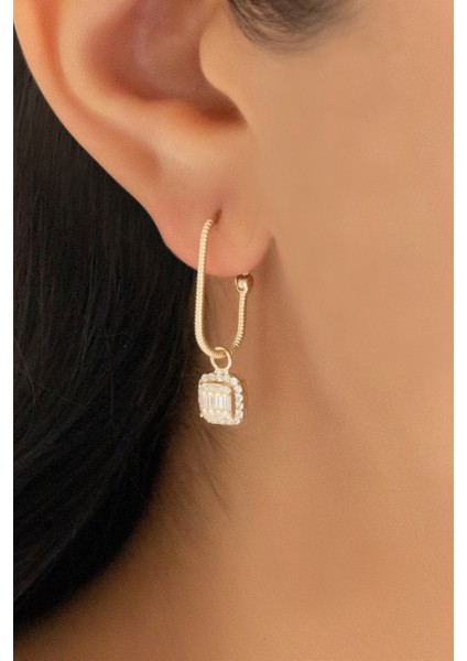 Altın Baget Taşlı Küpe