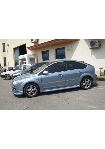 OMSA Ford Focus 2 HB Krom Sinyal Çerçevesi 2 Parça 2005-2011 Arası