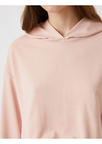 Uzun Kollu Beli Lastikli Kapüşonlu Sweatshirt indirimleri