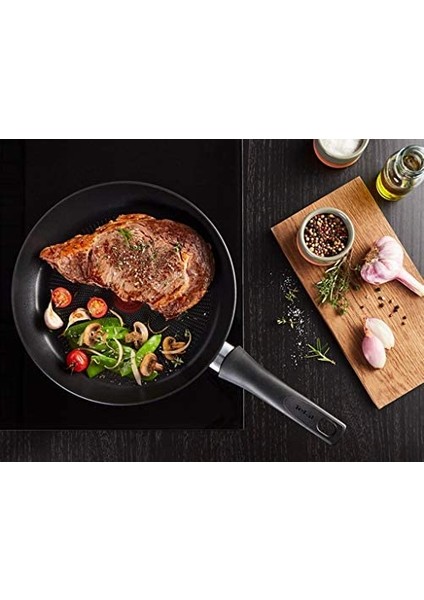 Titanyum 3x Ultimateone Tava Indüksiyon Tabanlı 24 cm