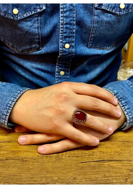 Kırmızı Akik Taşlı Yaprak Motifli 925 Ayar Gümüş Erkek Yüzük modelleri