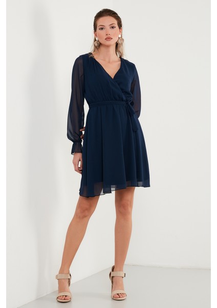 Kruvaze Yaka Bağlama Detaylı Şifon Mini Elbise Bayan Elbise 6051467 fiyatları