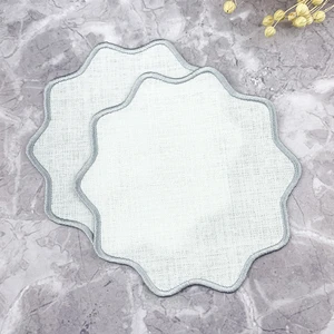 Gümüş Gri Renkli Oval Çiçek Nakışlı 2'li Kokteyl Peçetesi