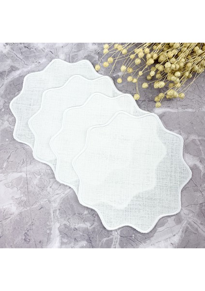 Beyaz Renkli Oval Çiçek Nakışlı 4'lü Kokteyl Peçetesi