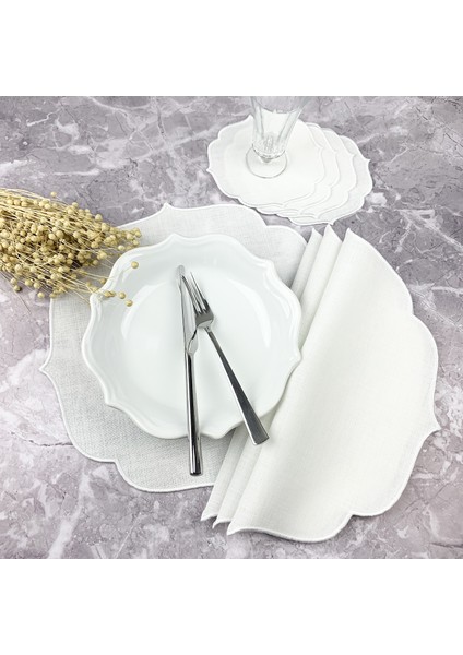 Beyaz Renkli Madalyon Nakışlı 8 Parça Set Amerikan Servis ve Kokteyl Peçetesi