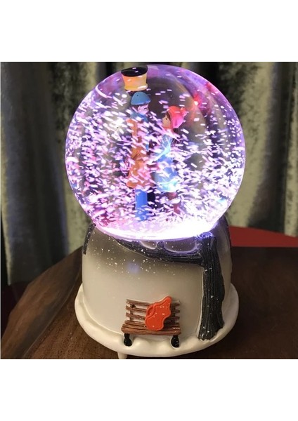 Romantik Aşıklar Ayakta Büyük Boy Püskürtmeli Işıklı Müzikli Motorlu Kar Küresi fiyatları