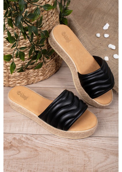 Terra Anatomik Günlük Kadın Terlik